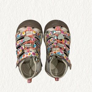 KEEN Kids' Newport H2 Closed Toe Water Sandal